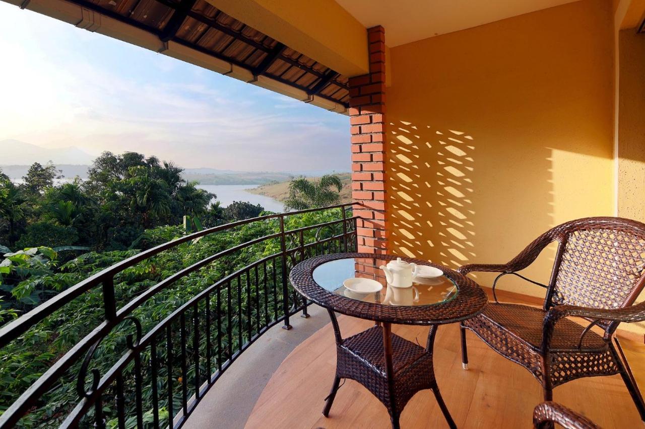 Vista Del Lago Ambalavayal Esterno foto