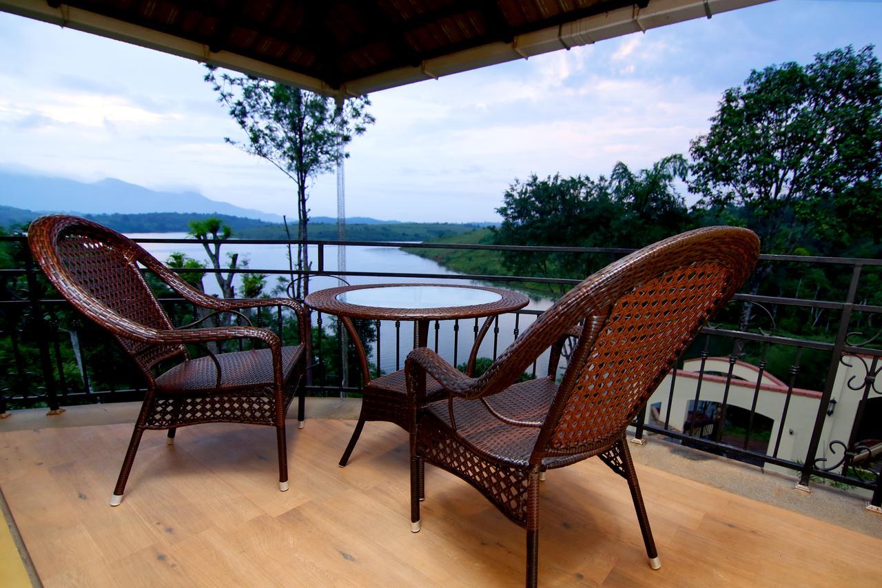 Vista Del Lago Ambalavayal Esterno foto
