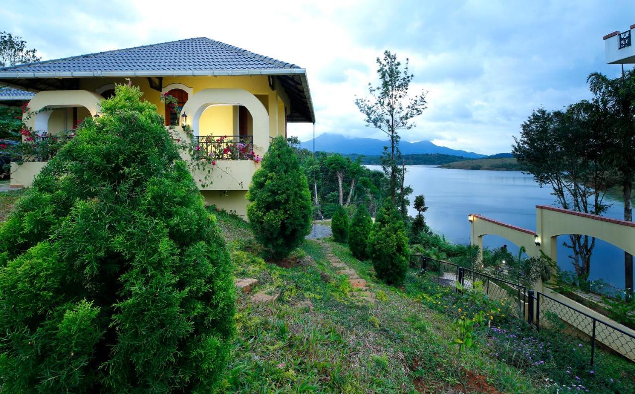 Vista Del Lago Ambalavayal Esterno foto