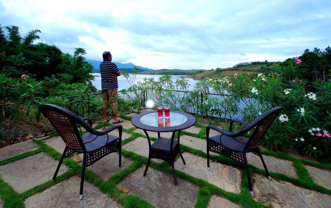Vista Del Lago Ambalavayal Esterno foto